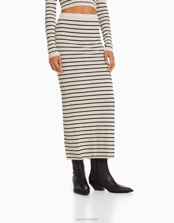 Creme Bershka Frauen Gestreifter, offener, gestrickter langer Rock H00J990