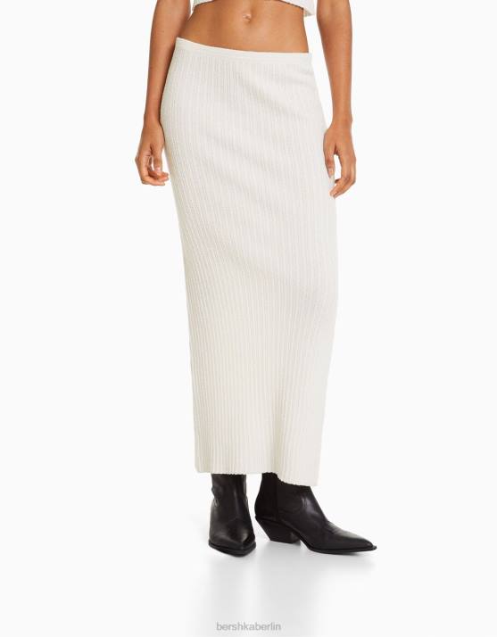 Creme Bershka Frauen Rustikaler Strick-Midirock H00J954