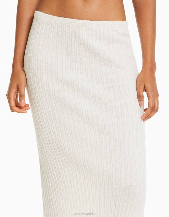 Creme Bershka Frauen Rustikaler Strick-Midirock H00J954