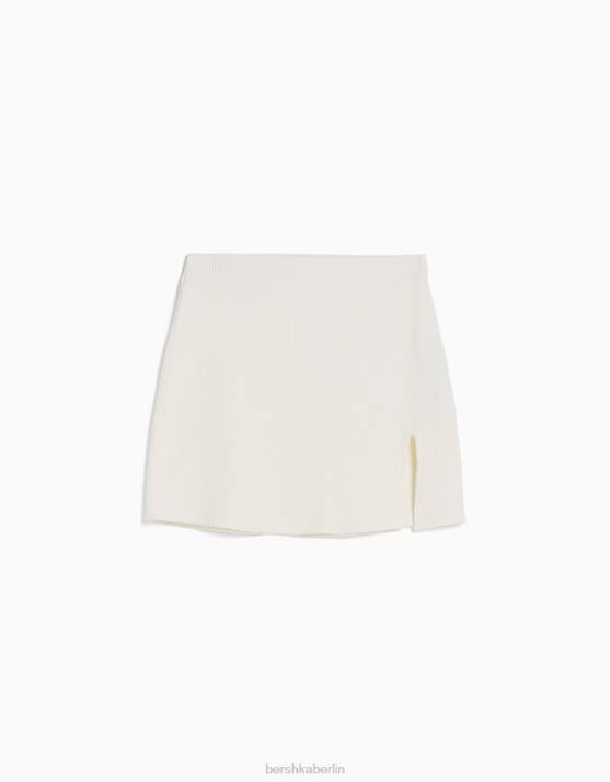 Creme Bershka Frauen gerippter Minirock H00J1651