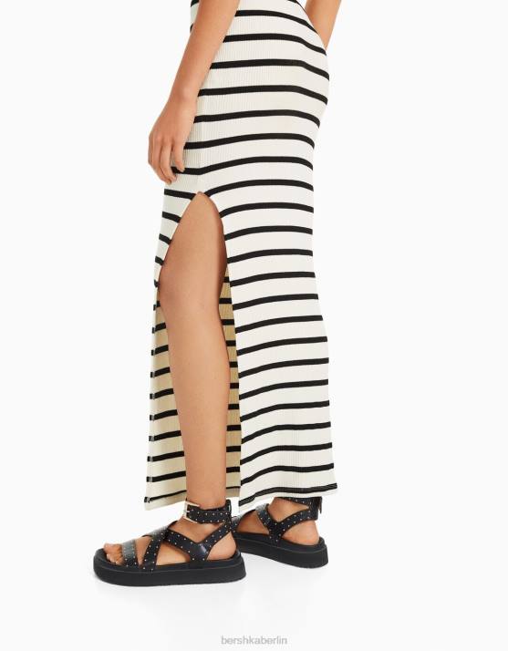 Creme Bershka Frauen gestreifter Midirock H00J1622