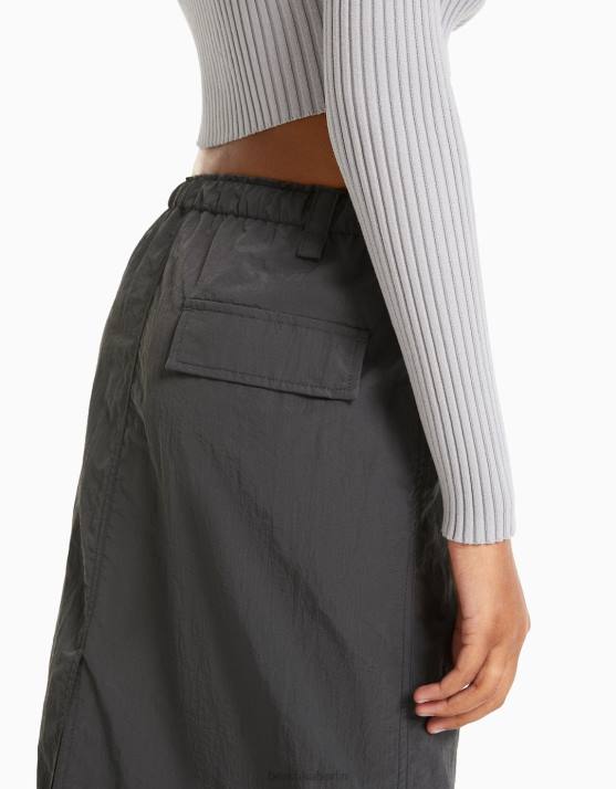 grau Bershka Frauen Nylon-Midirock H00J1672