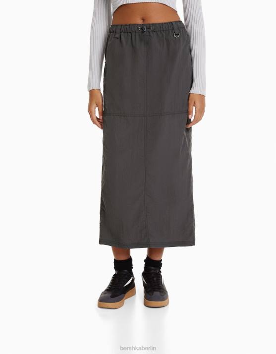 grau Bershka Frauen Nylon-Midirock H00J1672