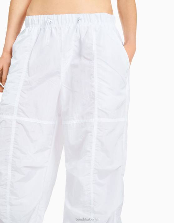 Weiss Bershka Frauen Nylon-Fallschirmhose H00J1332
