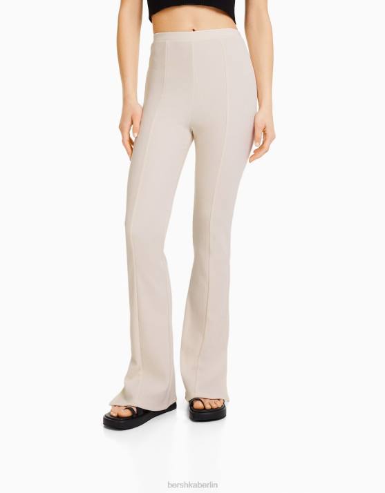 Creme Bershka Frauen ausgestellte Ottoman-Hose H00J1481