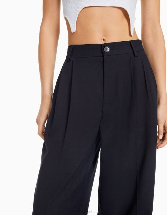 Dunkelblau Bershka Frauen Taillierte Hose im Dad-Fit H00J1433