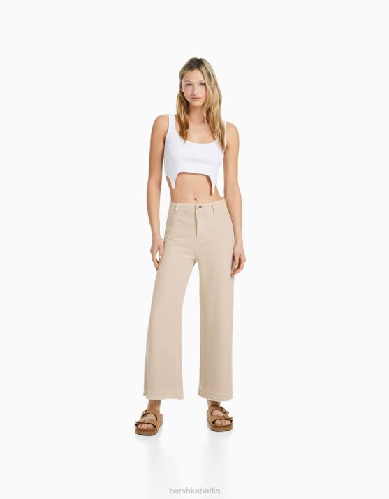 Sand Bershka Frauen Culottes aus Baumwolle H00J1438