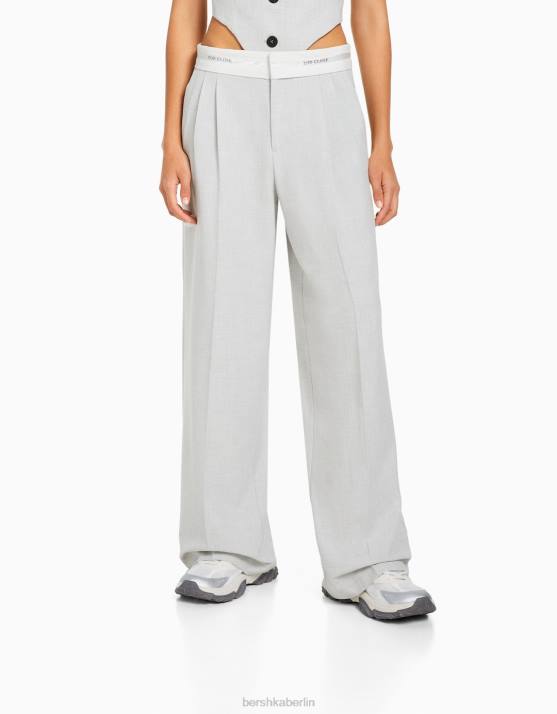 exklusiv Bershka Frauen Bedruckte, maßgeschneiderte Hose H00J1415