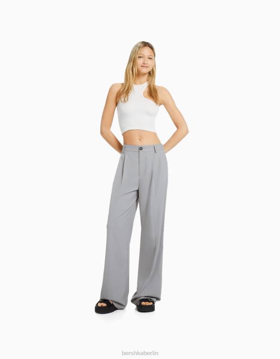 grau Bershka Frauen Taillierte Hose im Dad-Fit H00J1430
