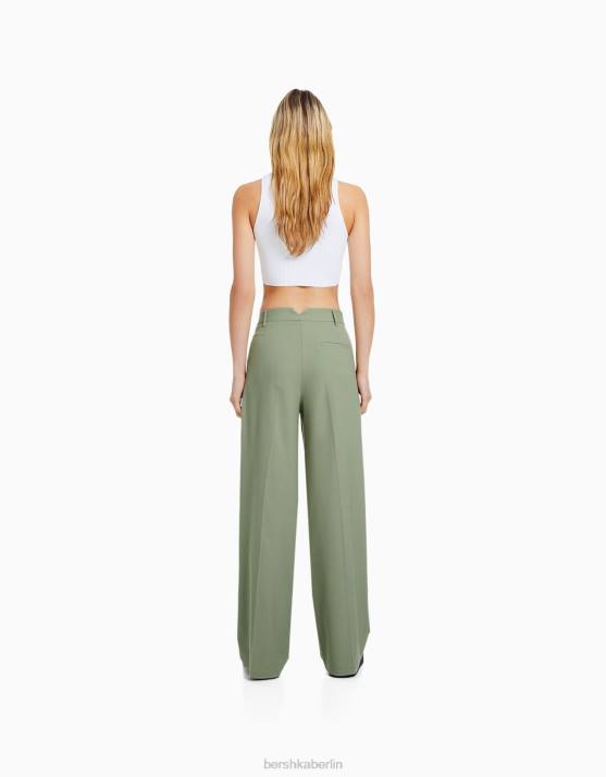 khaki Bershka Frauen Taillierte Hose im Dad-Fit H00J1431