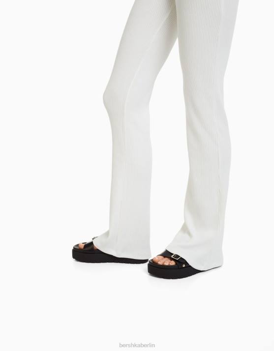 nicht-gerade weiss Bershka Frauen ausgestellte, gerippte Culottes H00J1445