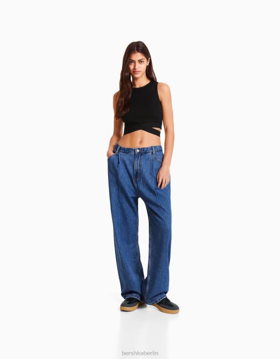 Blau Bershka Frauen 90er-Jahre-Jeans mit Falten H00J1591