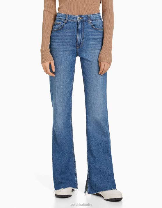 Blau Bershka Frauen Komfortjeans mit Seitenschlitz H00J1569