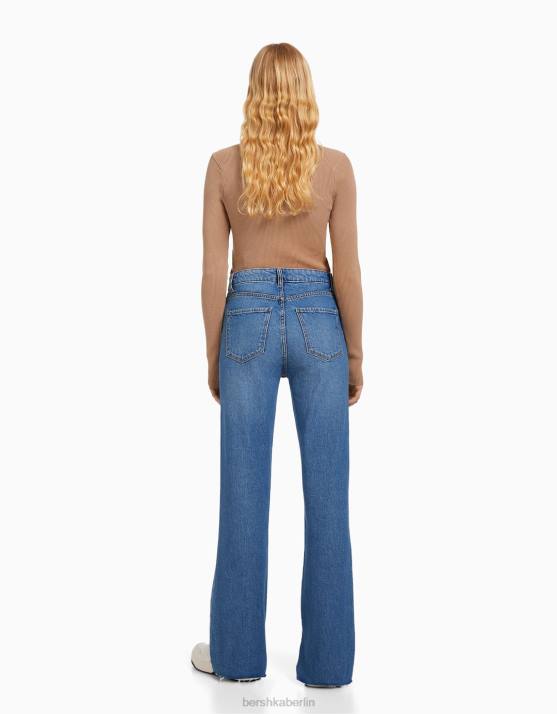 Blau Bershka Frauen Komfortjeans mit Seitenschlitz H00J1569