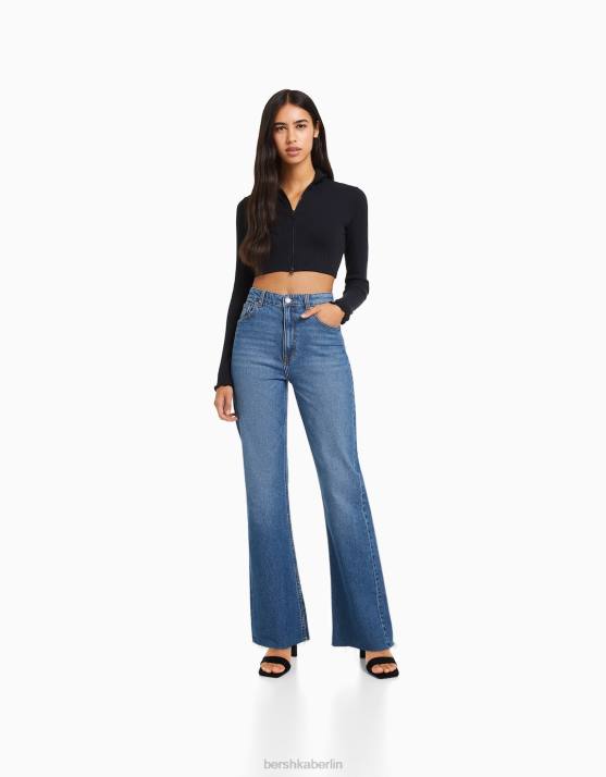 Blau Bershka Frauen Komfortjeans mit Seitenschlitz H00J1989
