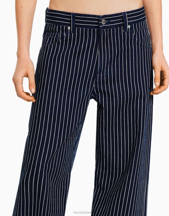 Blau Bershka Frauen Lockere, gerade geschnittene Nadelstreifenjeans H00J1536