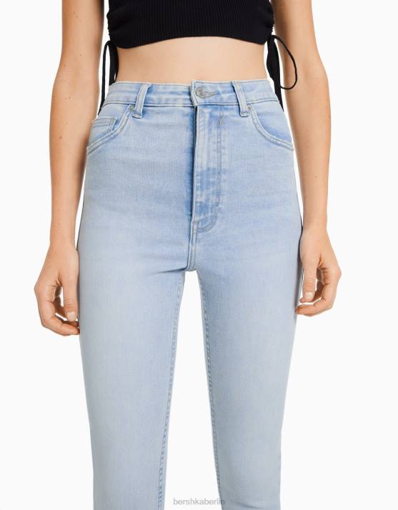 Blau Bershka Frauen Röhrenjeans mit hohem Bund H00J1555