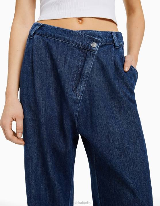 Blau Bershka Frauen maßgeschneiderte Jeans H00J1540