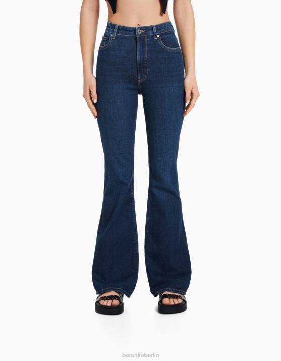 Marine Bershka Frauen Schlagjeans H00J1510