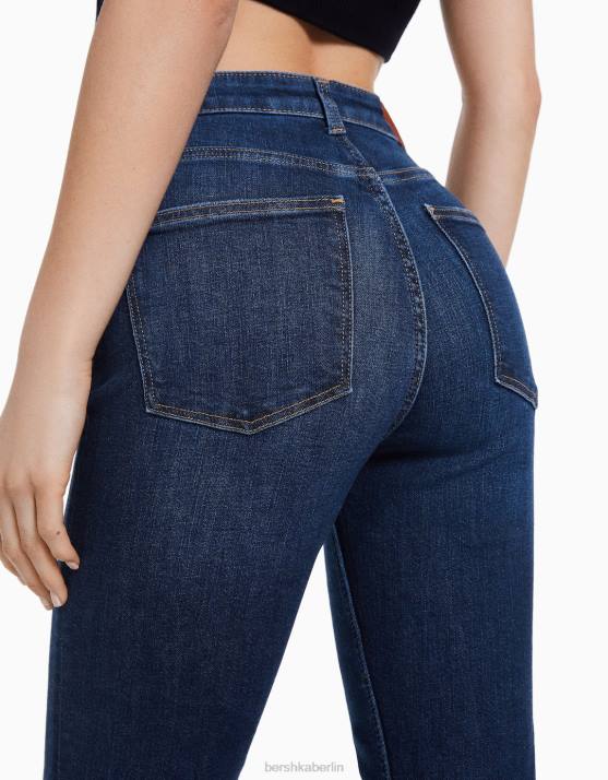 Marine Bershka Frauen Schlagjeans H00J1510