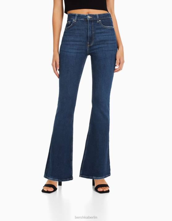 Marine Bershka Frauen Schlagjeans H00J1972