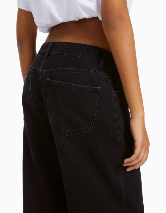 Schwarz Bershka Frauen Jeans mit weitem Bein H00J1506