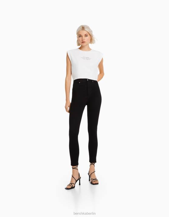 Schwarz Bershka Frauen Super-High-Rise-Röhrenjeans H00J1502