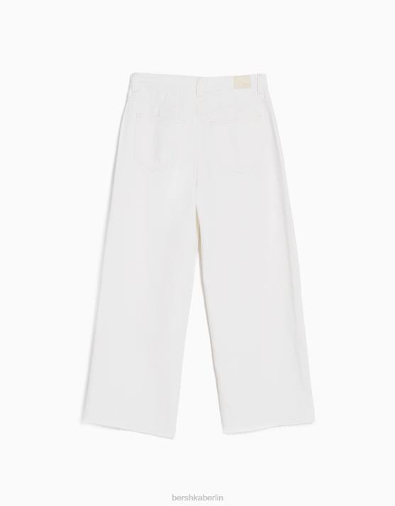 Weiss Bershka Frauen Kurze Jeans mit weitem Bein H00J1517