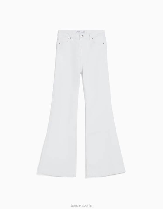 Weiss Bershka Frauen Schlagjeans H00J1509