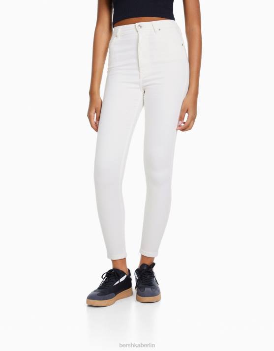 Weiss Bershka Frauen Super-High-Rise-Röhrenjeans H00J1556