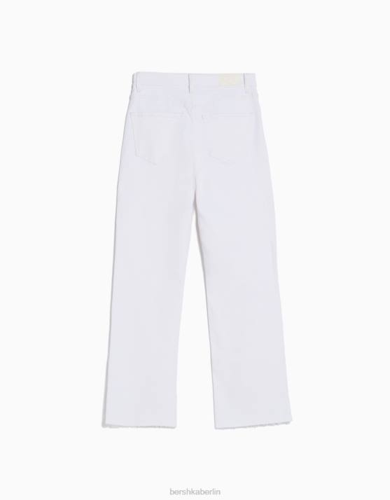 Weiss Bershka Frauen verkürzte, ausgestellte Jeans H00J1547