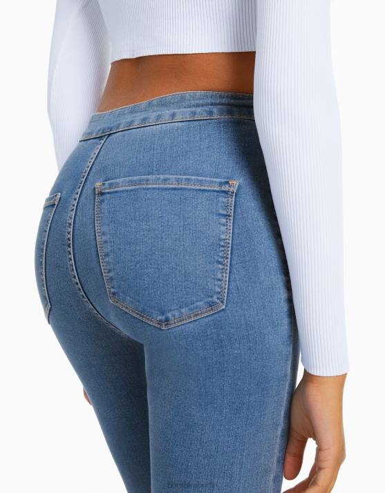 exklusiv Bershka Frauen Jeans-Leggings mit superhohem Bund H00J1588
