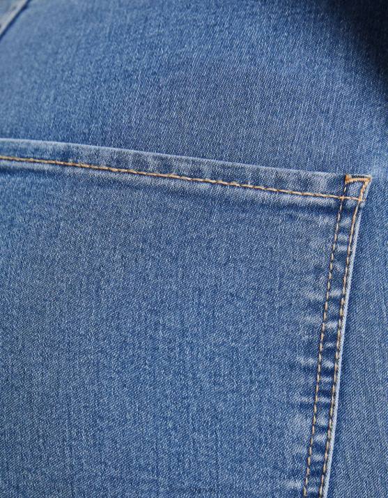 exklusiv Bershka Frauen Jeans-Leggings mit superhohem Bund H00J1588