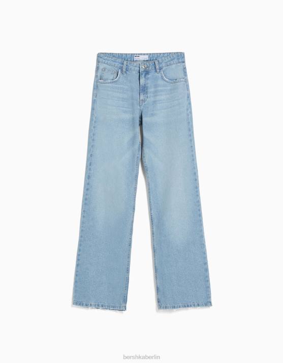 hellblau Bershka Frauen Gerade Jeans mit Strassdetails H00J1579
