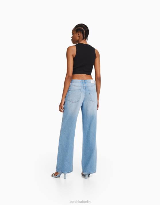 hellblau Bershka Frauen Zerrissene 90er-Jahre-Jeans mit weitem Bein H00J1583
