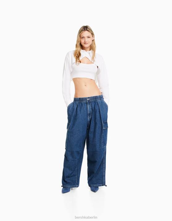 hellblau Bershka Frauen voluminöse Cargo-Jeans H00J1538