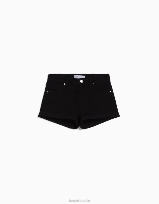 Schwarz Bershka Frauen Krempel-Jeansshorts H00J1728