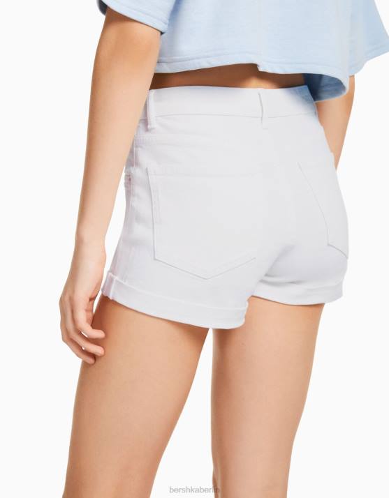 Weiss Bershka Frauen Krempel-Jeansshorts H00J1727