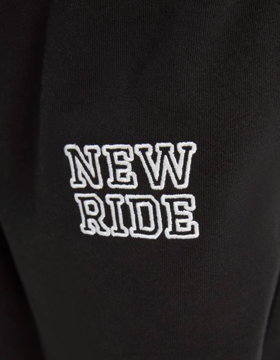 grau Bershka Frauen Plüsch-Baumwollshorts H00J1731