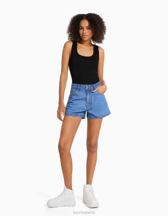 hellblau Bershka Frauen Mom-Fit-Jeansshorts H00J1683