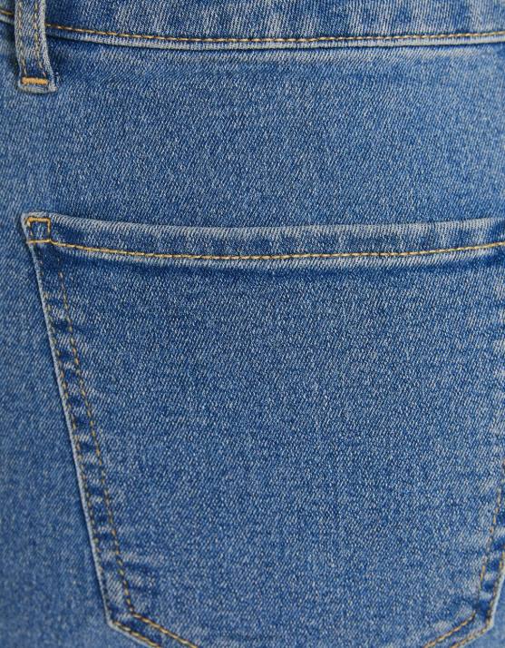 hellblau Bershka Frauen Stretch-Jeansshorts mit hohem Bund H00J1732