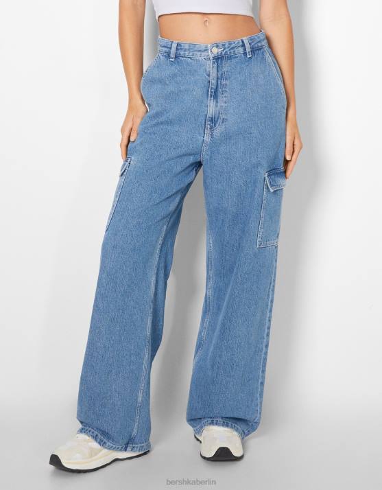 Blau Bershka Frauen Cargo-Jeans mit weitem Bein H00J1340