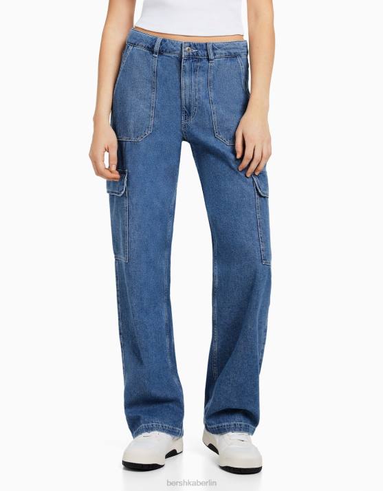 Blau Bershka Frauen Gerade geschnittene Cargo-Jeans H00J1351