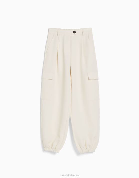 Creme Bershka Frauen maßgeschneiderte Cargo-Jogger H00J1353