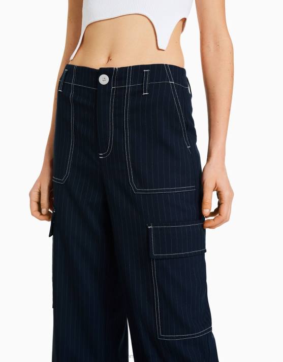 Marine Bershka Frauen maßgeschneiderte Nadelstreifen-Cargohose H00J1348