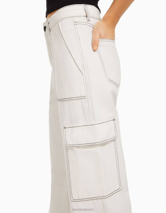 Weiss Bershka Frauen Gerade geschnittene Cargo-Jeans H00J1349