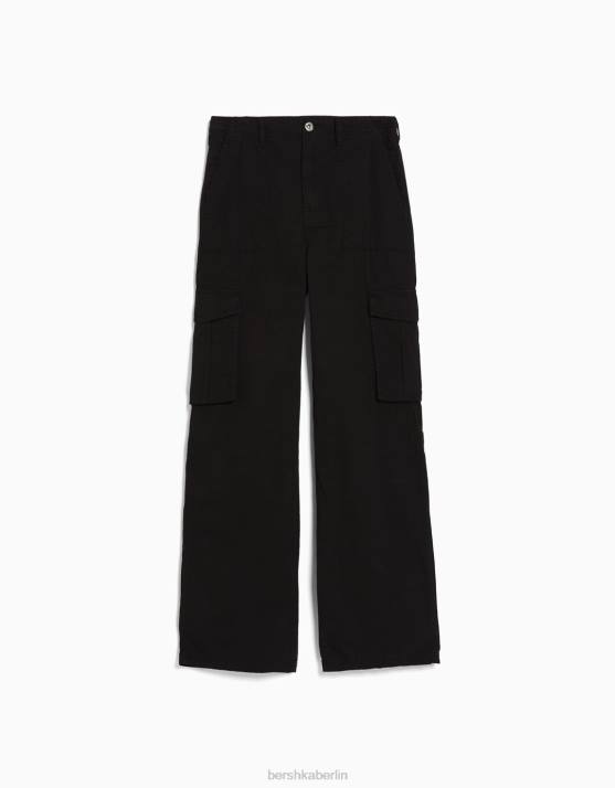 exklusiv Bershka Frauen Verstellbare Cargohose mit gerader Passform H00J1286
