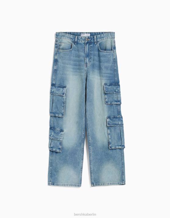 hellblau Bershka Frauen Cargo-Jeans mit mehreren Taschen H00J1292