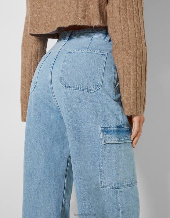 hellblau Bershka Frauen Cargo-Jeans mit weitem Bein H00J1339