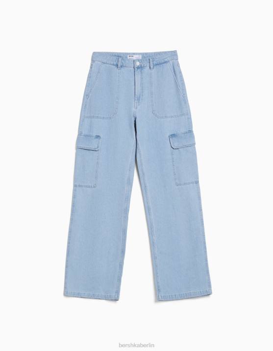 hellblau Bershka Frauen Gerade geschnittene Cargo-Jeans H00J1350